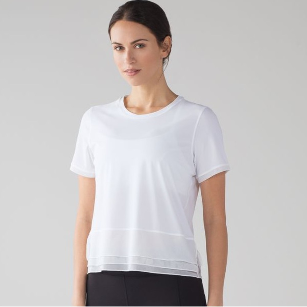 Lululemon Sole Training Short Sleeve - White - Size 6